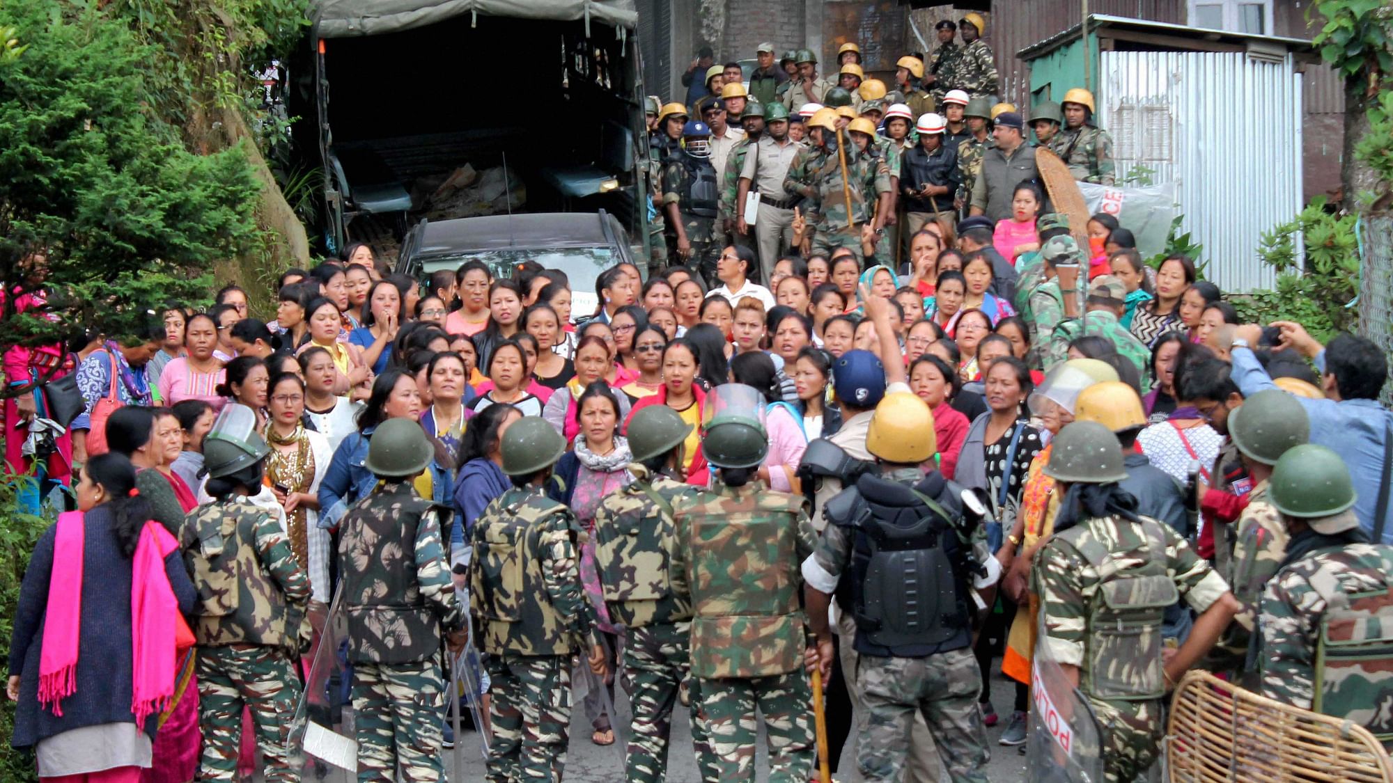 The indefinite strike by the Gorkha Janmukti Morcha has crippled normal life in Darjeeling.