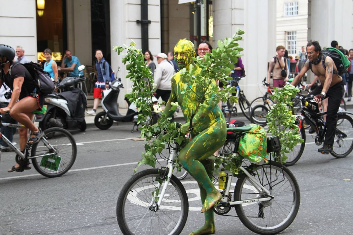 People stripped their clothes off  in London to protest against the city’s car culture, vulnerability of cyclists.