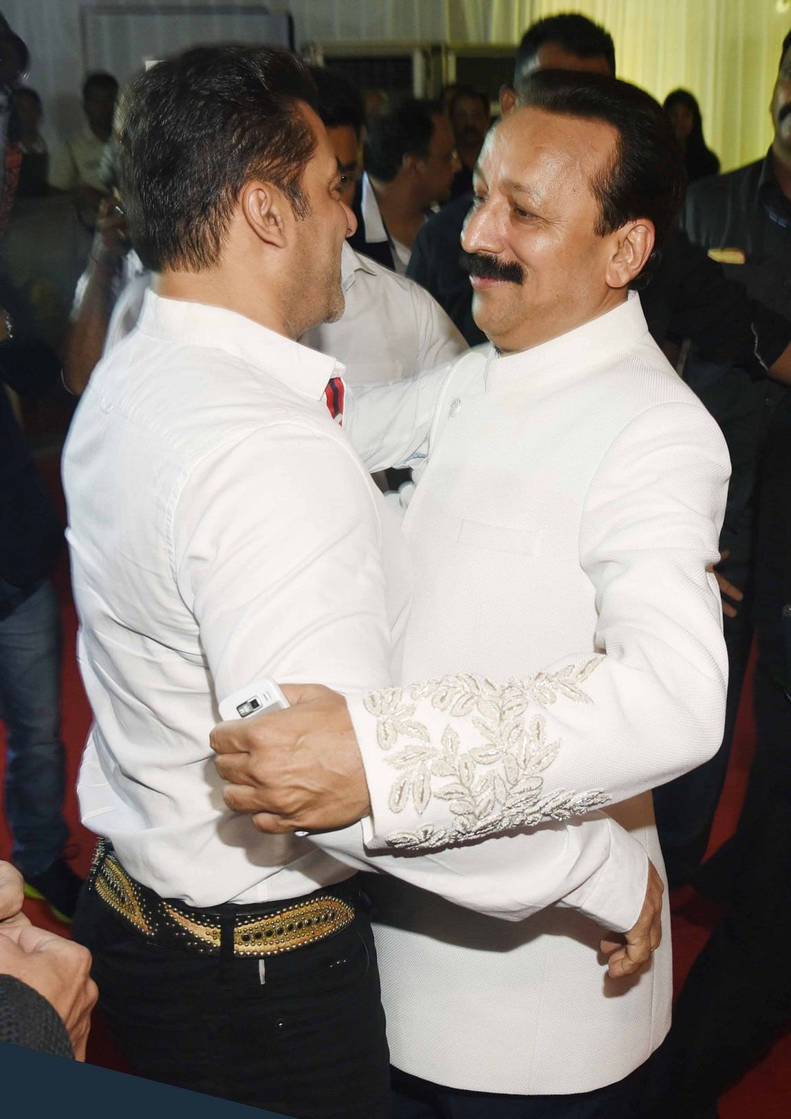 Baba Siddique’s iftar party; Kajol’s next with Dhanush and more stories. 