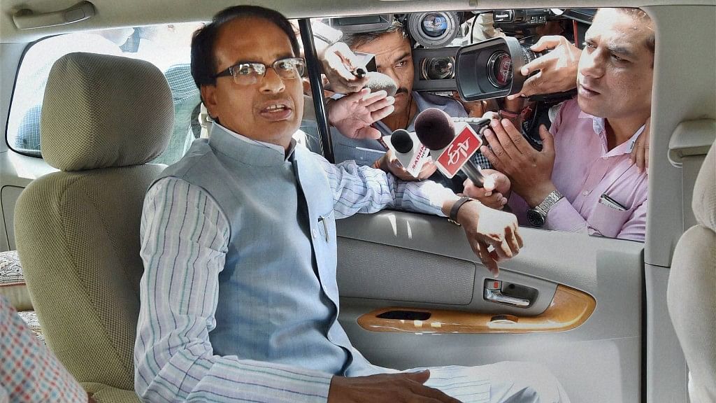 Congress demanded that the Madhya Pradesh CM Shivraj Singh Chouhan should resign with immediate effect, taking responsibility for the death of five farmers. (Photo: PTI)