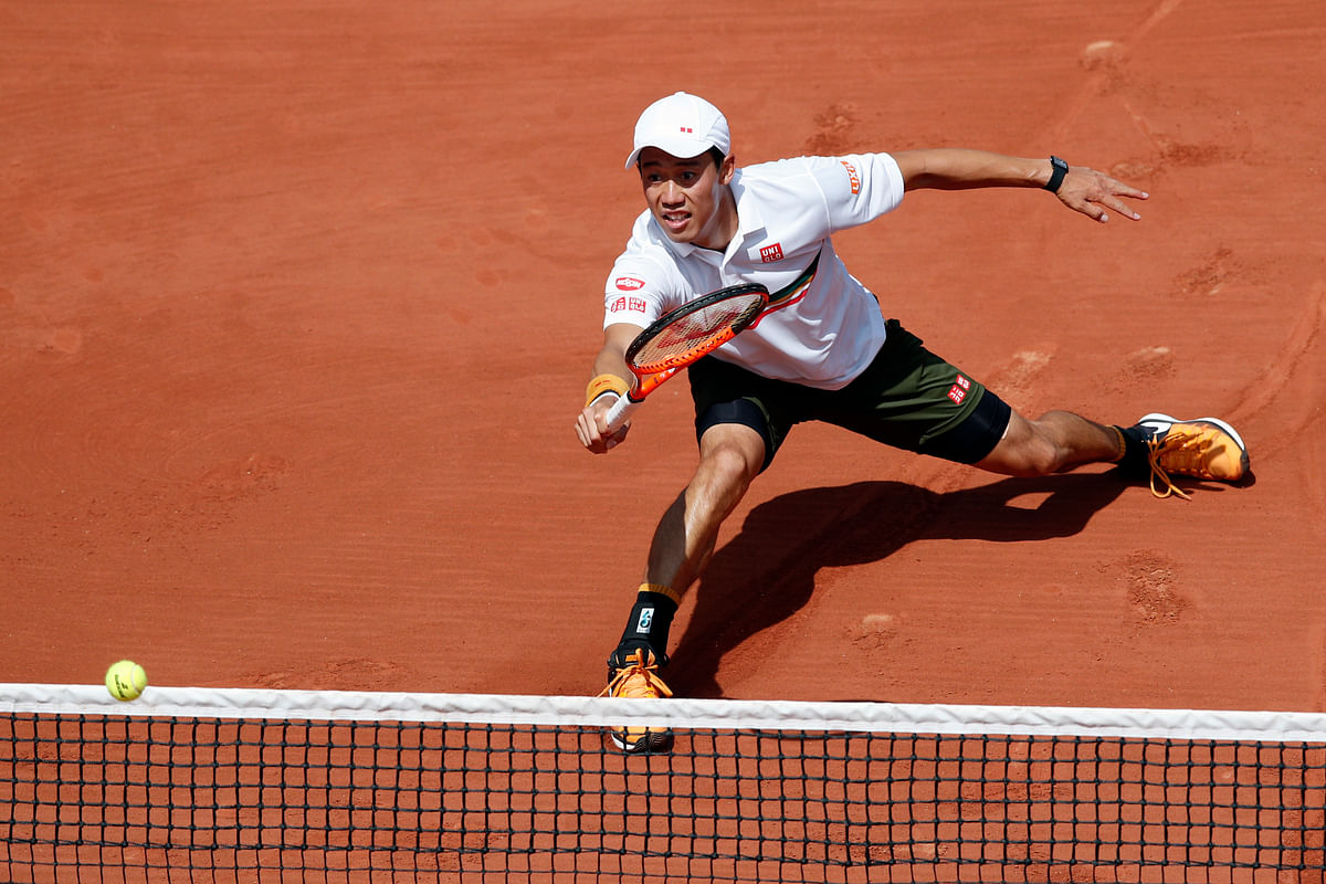 Top seeds Andy Murray, Novak Djokovic, Stan Wawrinka and Rafael Nadal play the French Open men’s singles quarters.