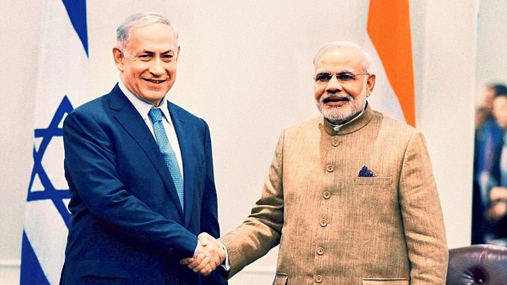 Indian Prime Minister Narendra Modi (left) and Benjamin Netanyahu (right).