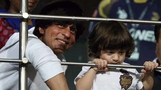 SRK with AbRam at an IPL game. (Photo courtesy: Twitter)