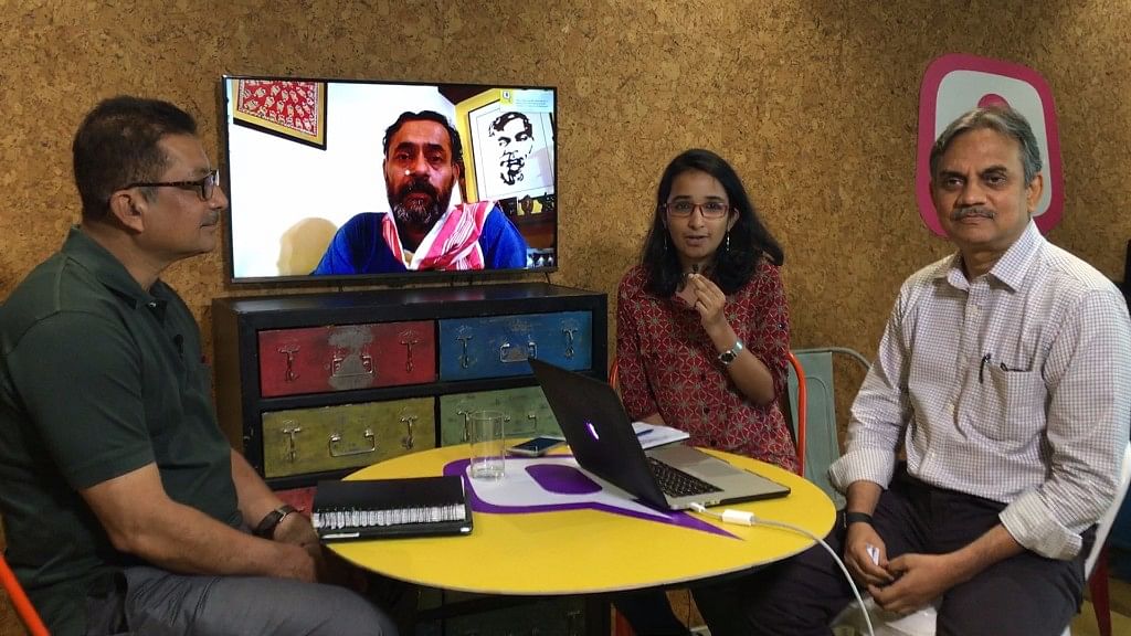 

Why are Indian farmers in distress? Yogendra Yadav, Vivian Fernandes and Sanjay Pugalia discuss. (Photo: <b>The Quint</b>)