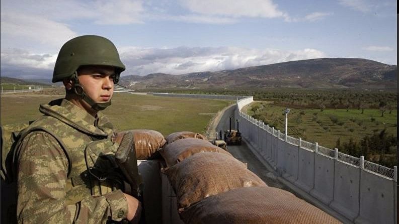 Turkey Plans to Build Walls Along Its Borders With Iraq, Iran