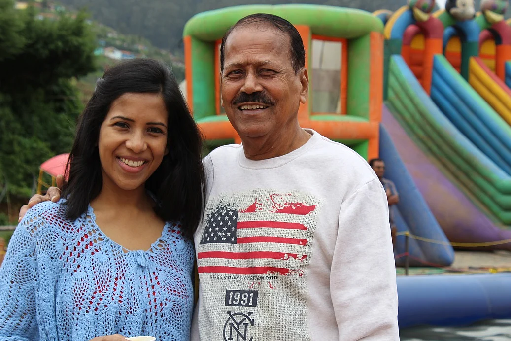 Pranjalee Lahiri with her dad. (Photo Courtesy: Pranjalee Lahiri)