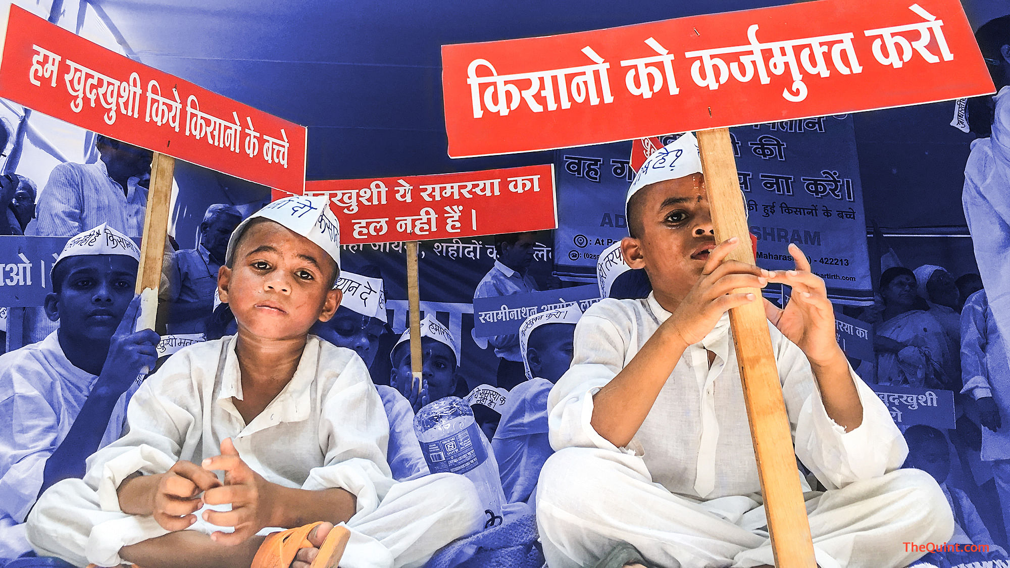 Children of farmers who took their lives, at a protest in Delhi in 2017.