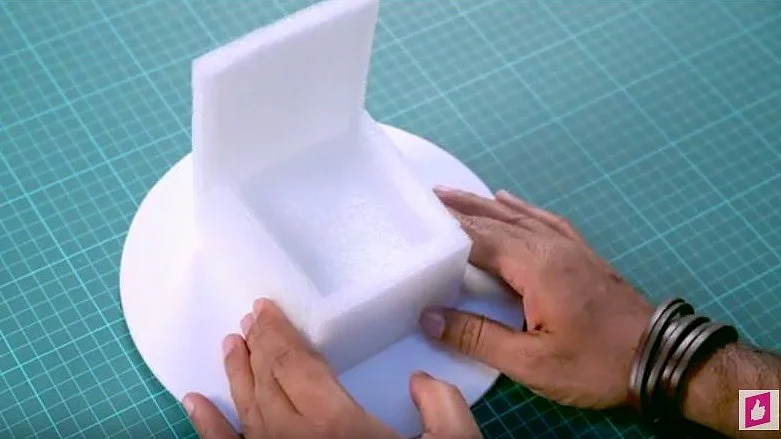 Iron Throne for Your Phone? Let Mad Stuff With Rob Show You How