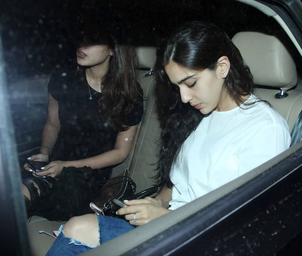 Sara Ali Khan came to watch <i>Mom.</i>