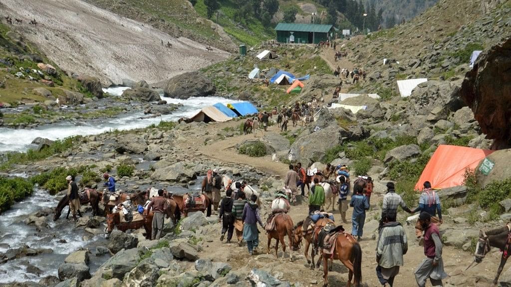 File image of Amarnath Yatra pilgrims in the year 2000, when the biggest terror attack against the pilgrims took place.