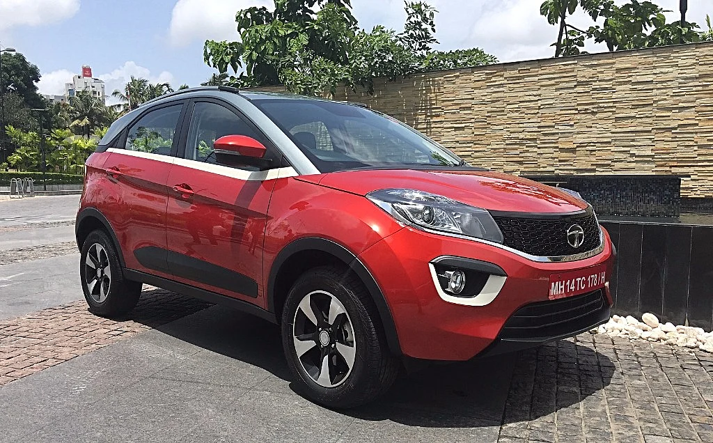 The high shoulder-line and coupe-like styling of the Tata Nexon. 