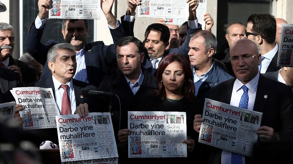 A Journalist Lays Bare Turkey’s Massive Crackdown on Press Freedom