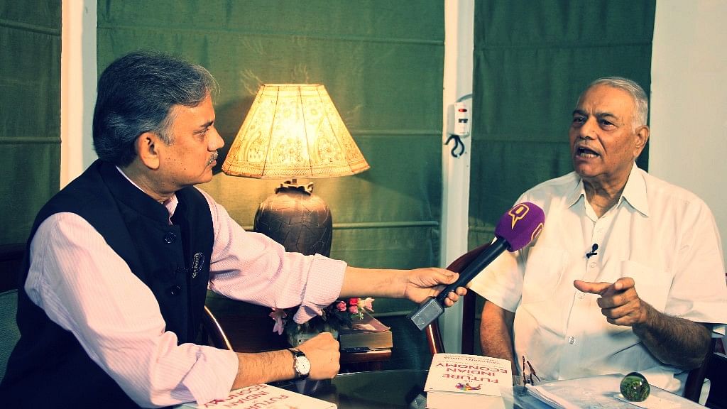 Senior BJP leader Yashwant Sinha spoke with <b>The Quint</b>’s Sanjay Pugalia. (Photo:  Neeraj Gupta/<b>The Quint</b>)