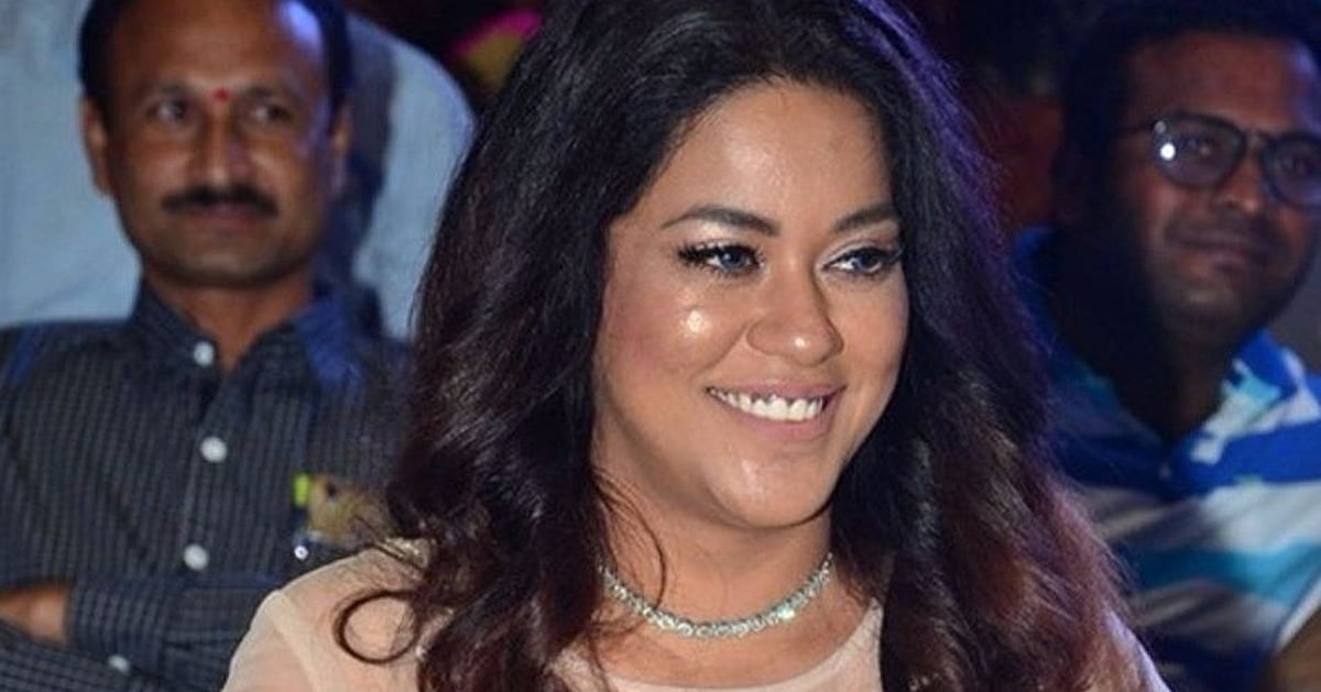 Hyderabad Drug Case Actress Mumaith Khan Grilled By Sit For