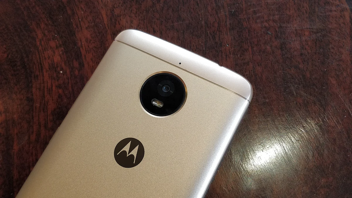 13-megapixel shooter at the back. 