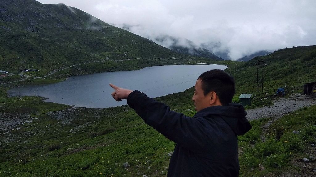 The Elephant Lake in Kuppup in East Sikkim. (Photo: <b>The Quint</b>/ Chandan Nandy)