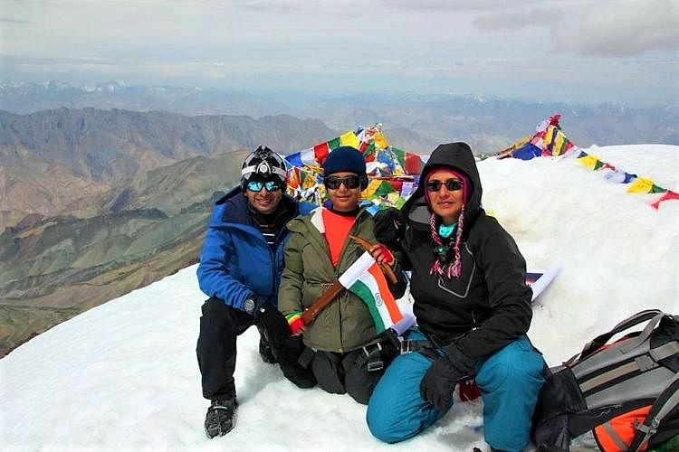 10-Year-Old Vizag Girl Scales Himalayan Peak of Mt Stok Kangri