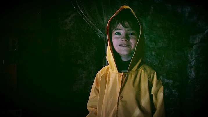 Prasoon Joshi Gets Liberal, Restores 12 Cuts In Horror Flick ‘IT’