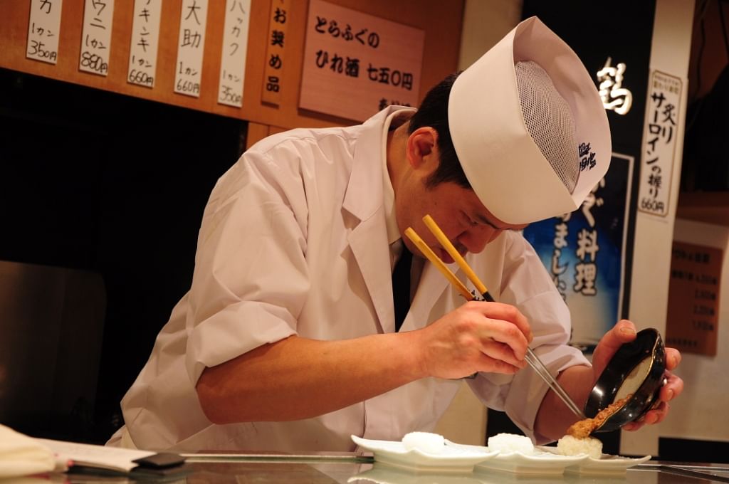 Here, it’s impolite if the sushi is not had immediately – and using fingers over chopsticks is more than acceptable!