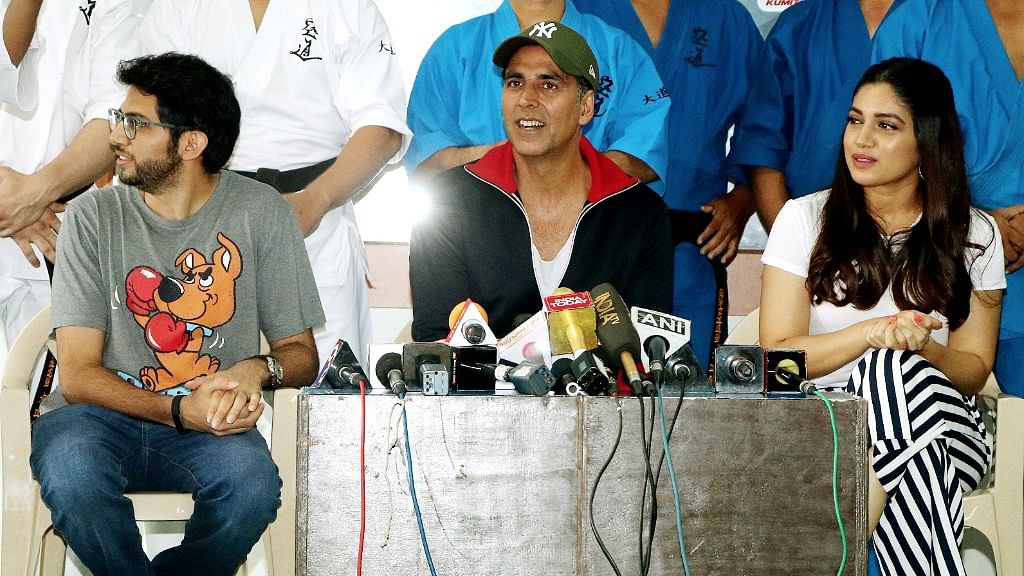 Akshay Kumar with Bhumi Pednekar and Aditya Thackeray.