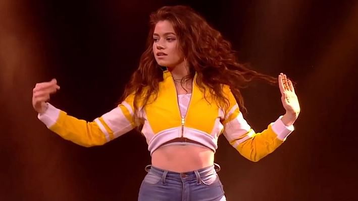 Dytto doing animation popping to ‘Tip Tip Barsa Pani’ on Dance Plus 3 stage.