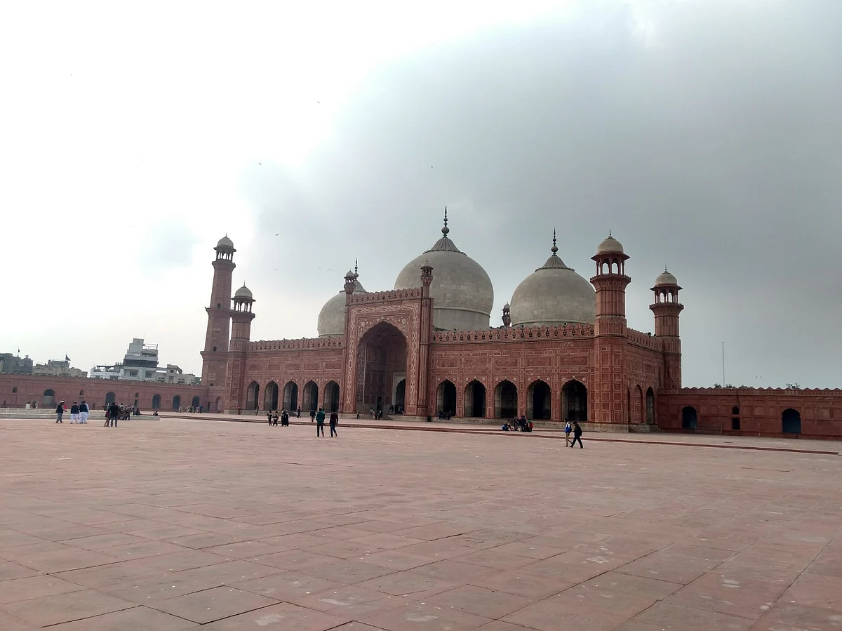 Badhsahi Masjid in Lahore. It is architecturally similar to Delhi’s Jama Masjid. Many often get the two confused. 