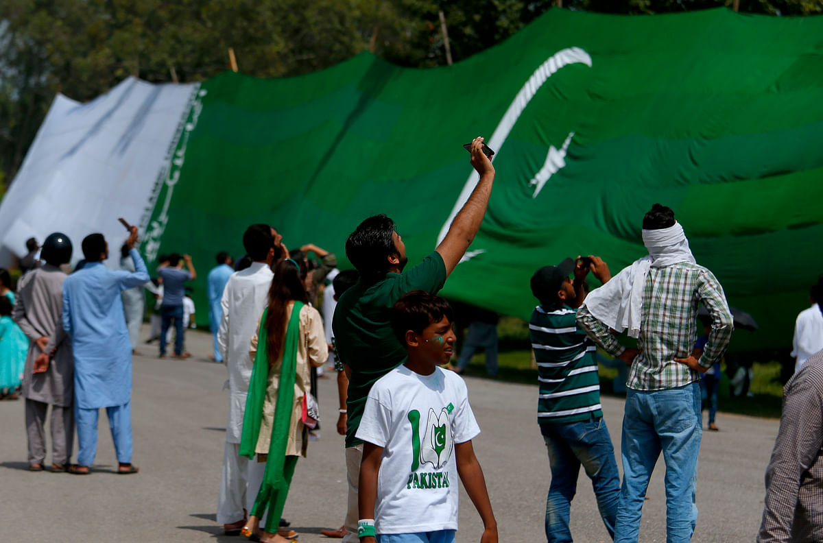 As Pakistan celebrates its 70th Independence Day, leading newspapers rue country’s present state of affairs.