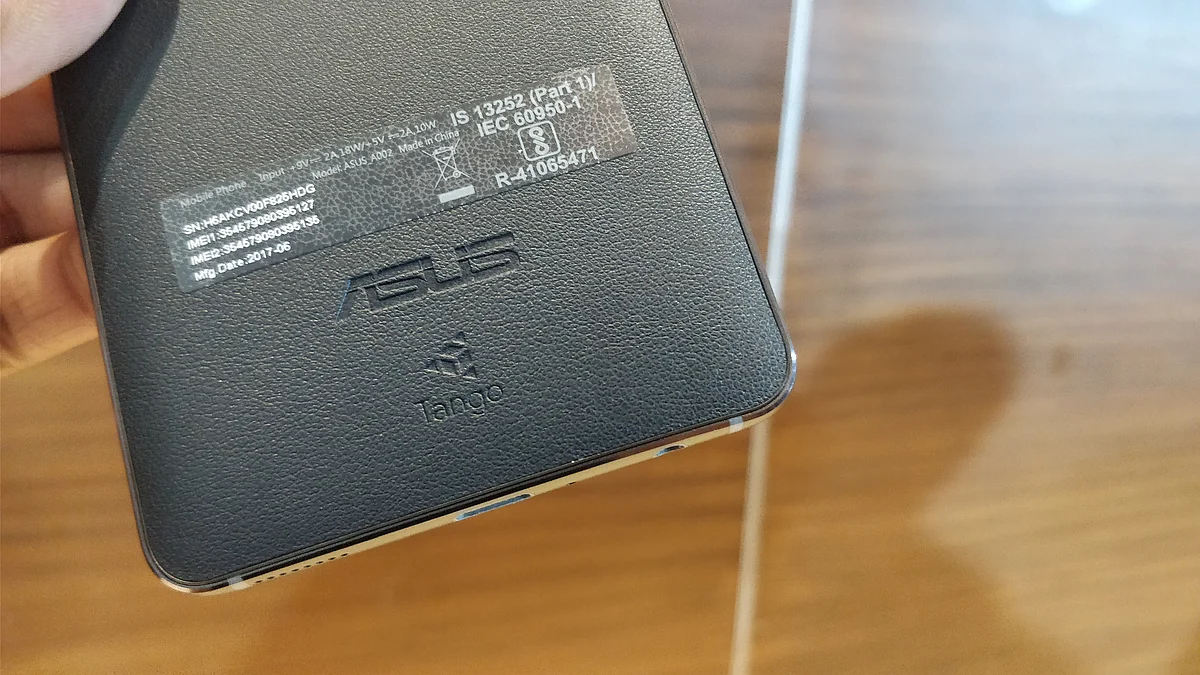 Asus trying to be adventurous with the ZenFone AR. 