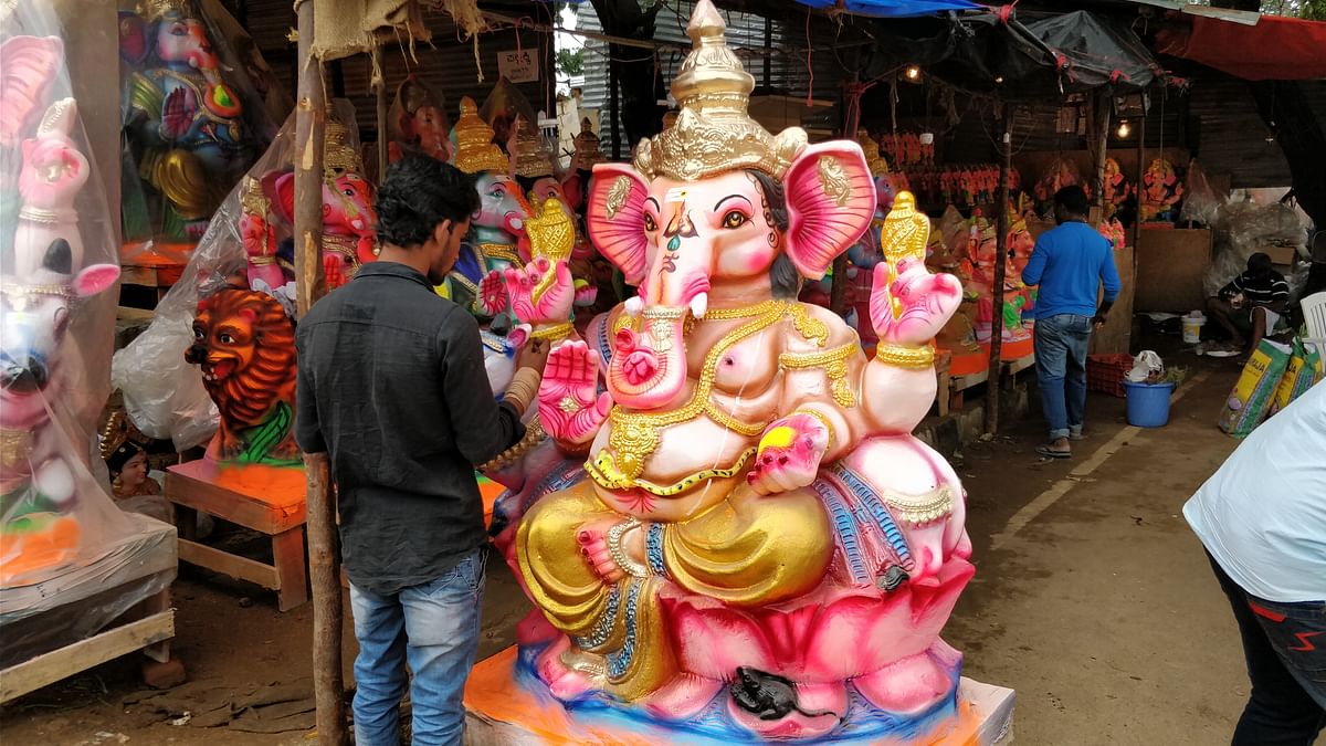 Clay idols are on the rise but city doesn’t given up it’s obsession with plaster of paris.