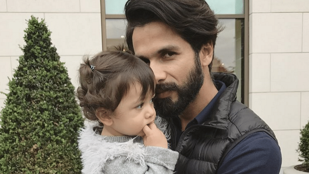 Shahid Kapoor poses for the camera with Misha. &nbsp;