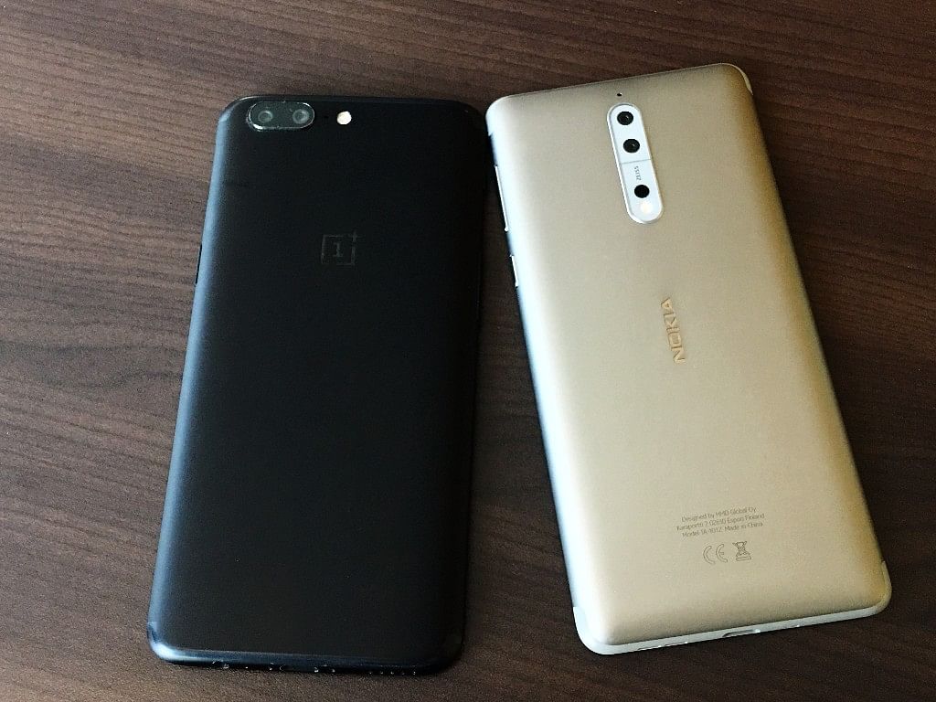 We compare both OnePlus 5 and Nokia 8 which come with dual cameras at the back. 