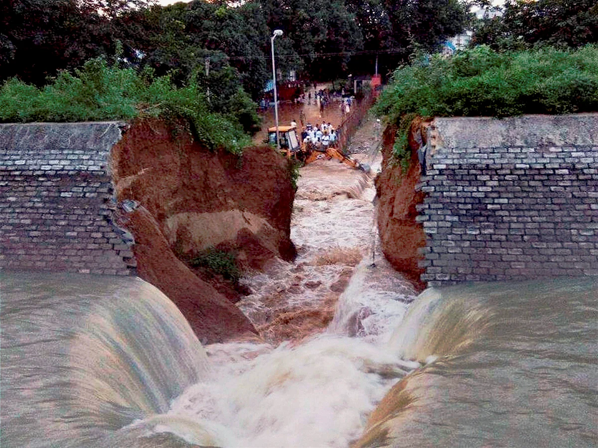 Hours Ahead of Inauguration by CM Nitish, Bihar Dam Cracks Open