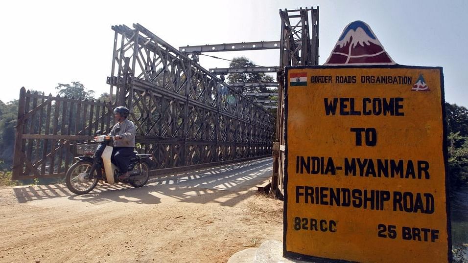 Many Myanmar Nationals Cross Over to Mizoram, Take Refuge: Reports