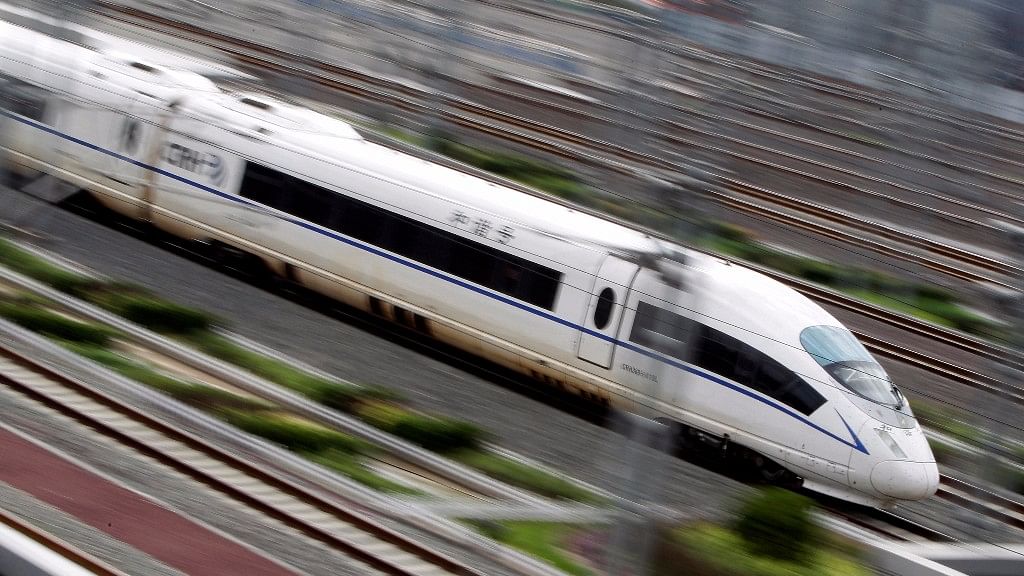 A China Railway high-speed bullet train runs towards Beijing South Railway Station. Photo used for representation only.