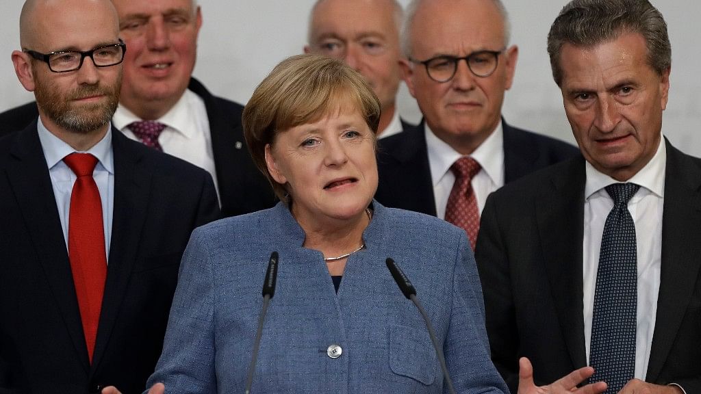 Trump Congratulates German Chancellor Angela Merkel on Poll Win