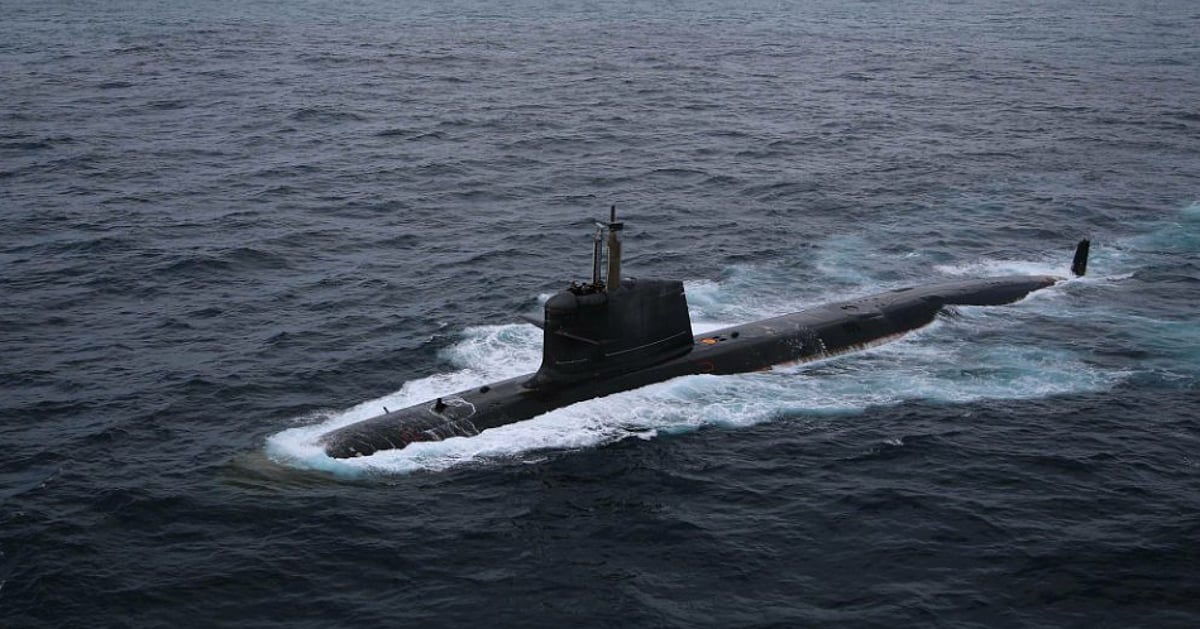 Ins Submarin Indian Navy Gets its First Scorpene-Class Submarine INS Kalvari