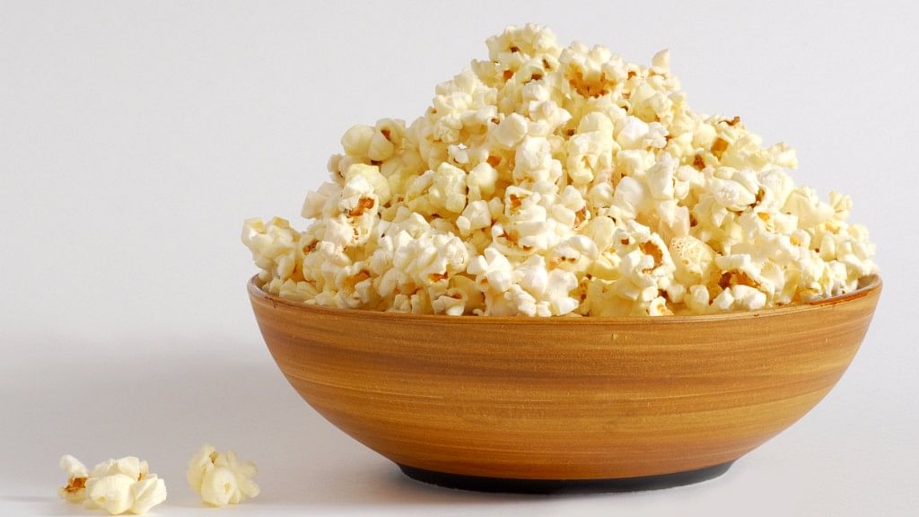 Ditch potato chips and reach out for a cup of homemade popcorns instead!