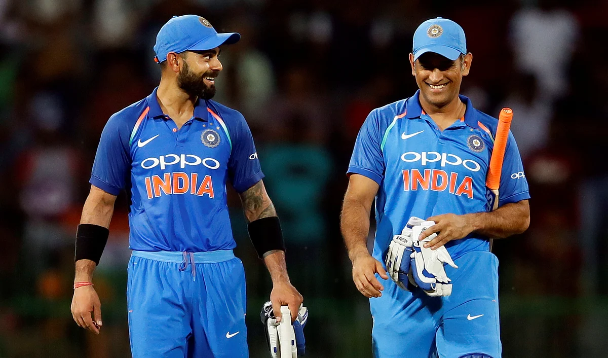 File photo of Virat Kohli (L) and MS Dhoni (R).