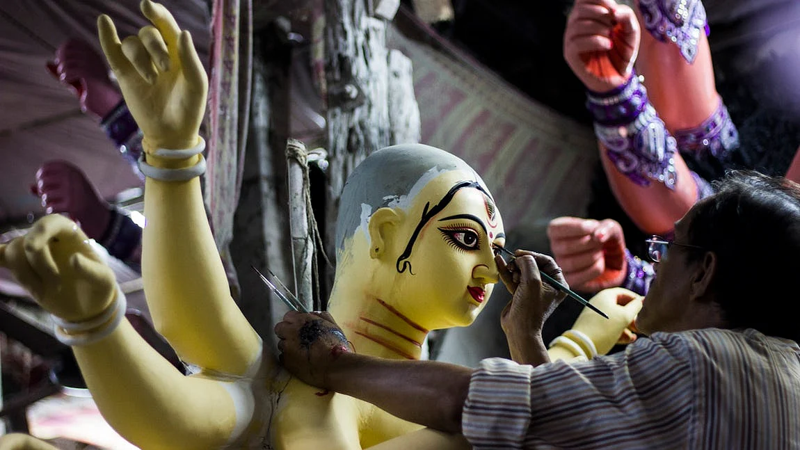 #GoodNews: Bengal Farmers Follow Their Passion, Take up Artistry