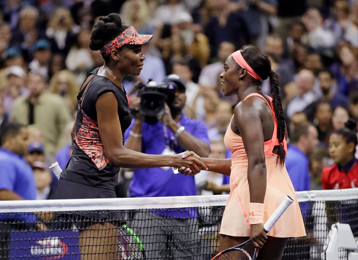 Sloane Stephens beat fellow American Venus Williams 6-1, 0-6, 7-5 in the semi-finals. 