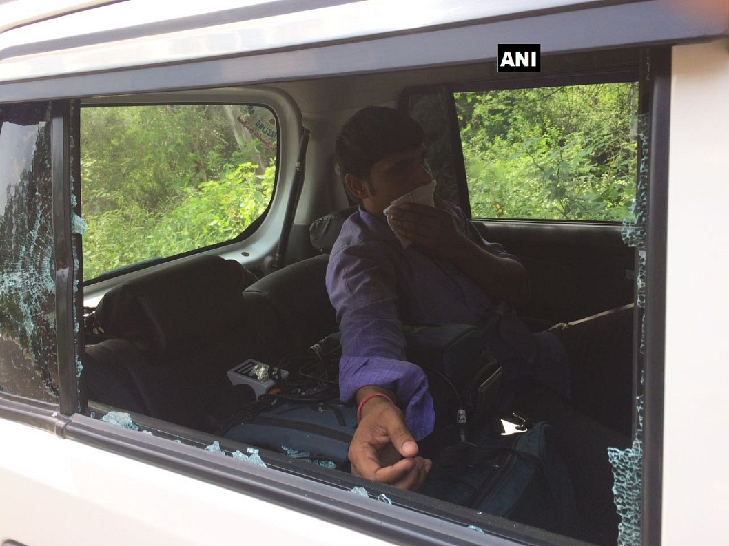 ANI personnel attacked by Haryana police, lathicharged during coverage of Ryan International School protest in Gurugram.