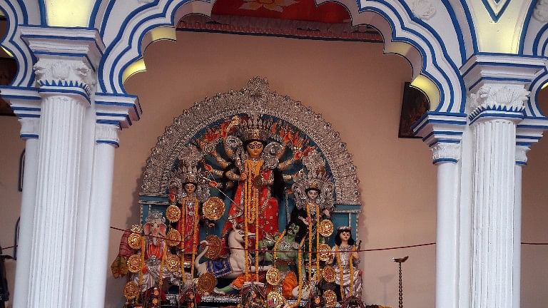 

At a south Kolkata pandal, people are mesmerised with relics reminding one of the illustrious Bhadralok culture.