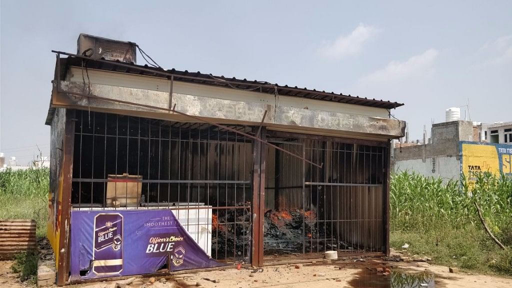 A liquor store located close to Gurugram’s Ryan International School was torched by a mob protesting the death of a 7-year-old in the school.&nbsp;