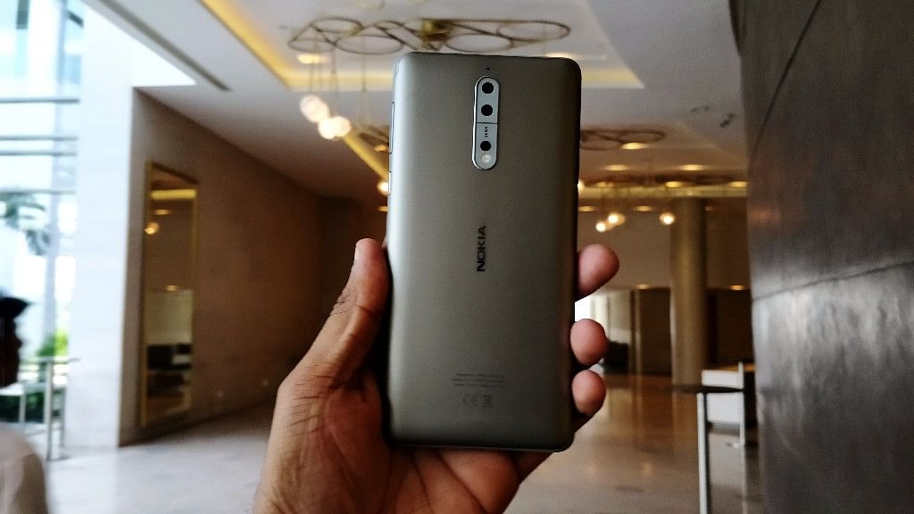 Nokia 8 with dual cameras, but this phone can do bothies.&nbsp;