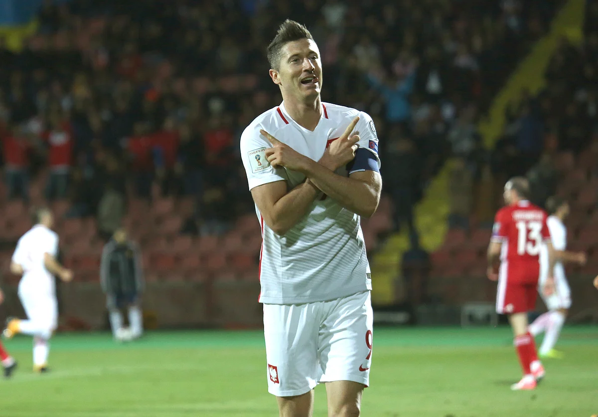 Poland’s Robert Lewandowski celebrates scoring his goal during the World Cup Group E qualifying soccer match between Armenia and Poland in Yerevan, Armenia<a></a>