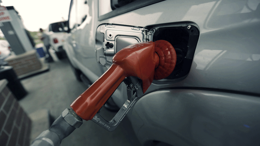 Petrol and Diesel will become cheaper in Gujarat and Maharashtra.