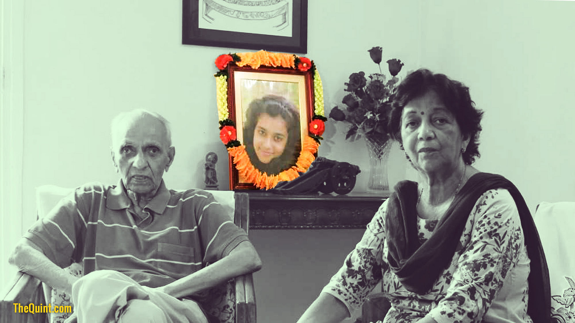 Aarushi Talwar’s grandparents, BG Chitnis and his wife Lata Chitnis. 