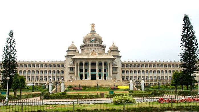 50,00 labourers and 1,500 chiselers worked for 4 years to complete the construction of Vidhana Soudha in Bengaluru.