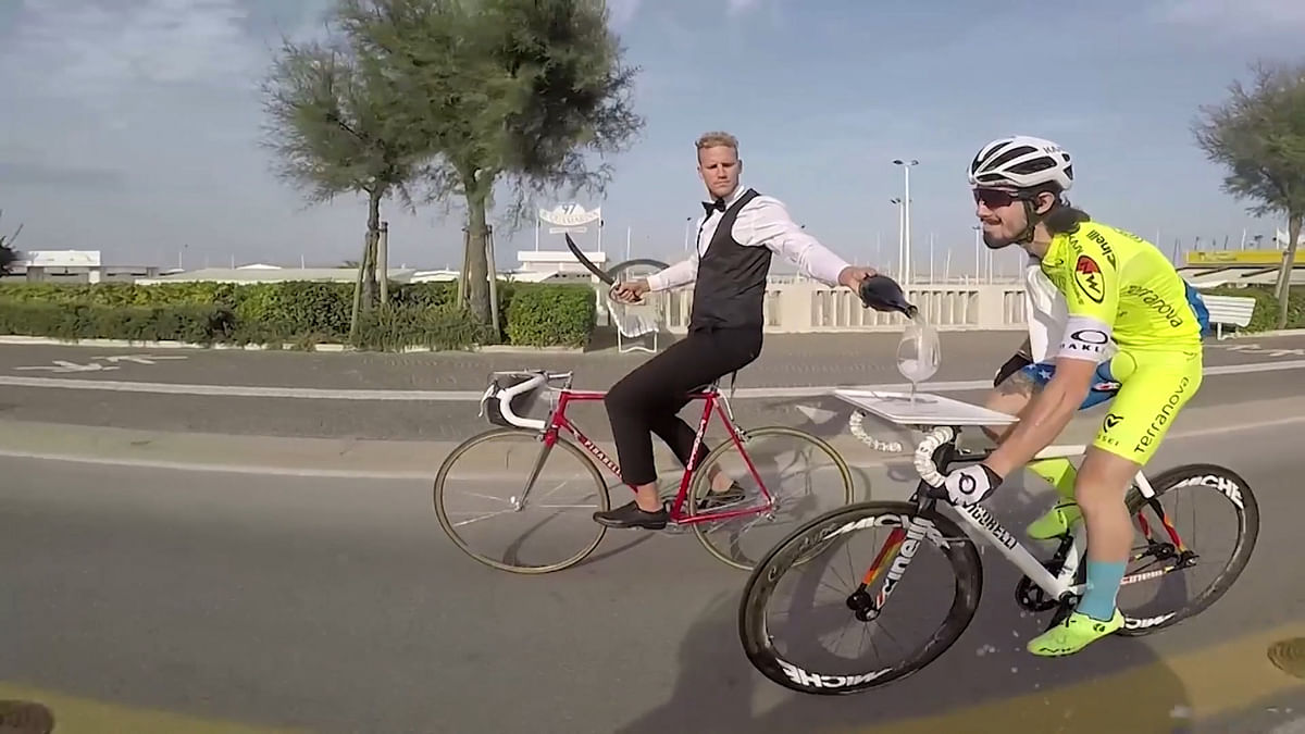This Cyclist Gives a New Meaning to ‘Meals on Wheels’