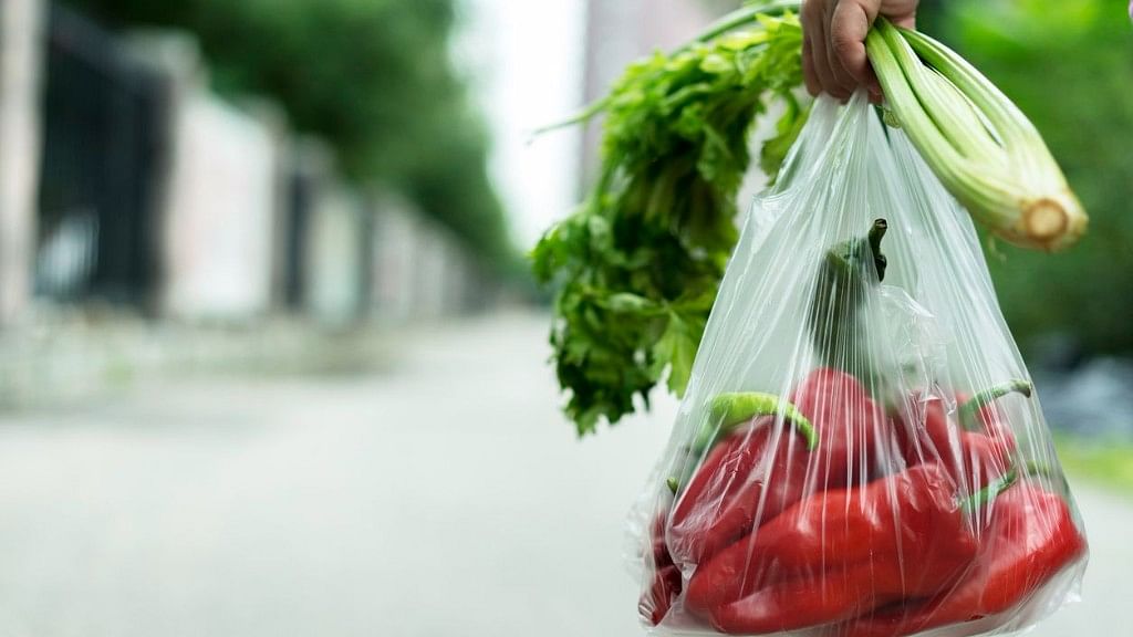 Stop storing vegetables in plastic bags.&nbsp;